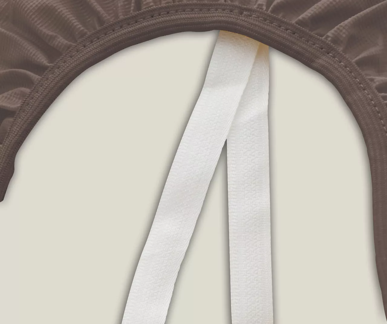 96" Mocha Heavy Duty Round Patio Set Cover 3 96" Mocha Heavy Duty Round Patio Set Cover - Image 3