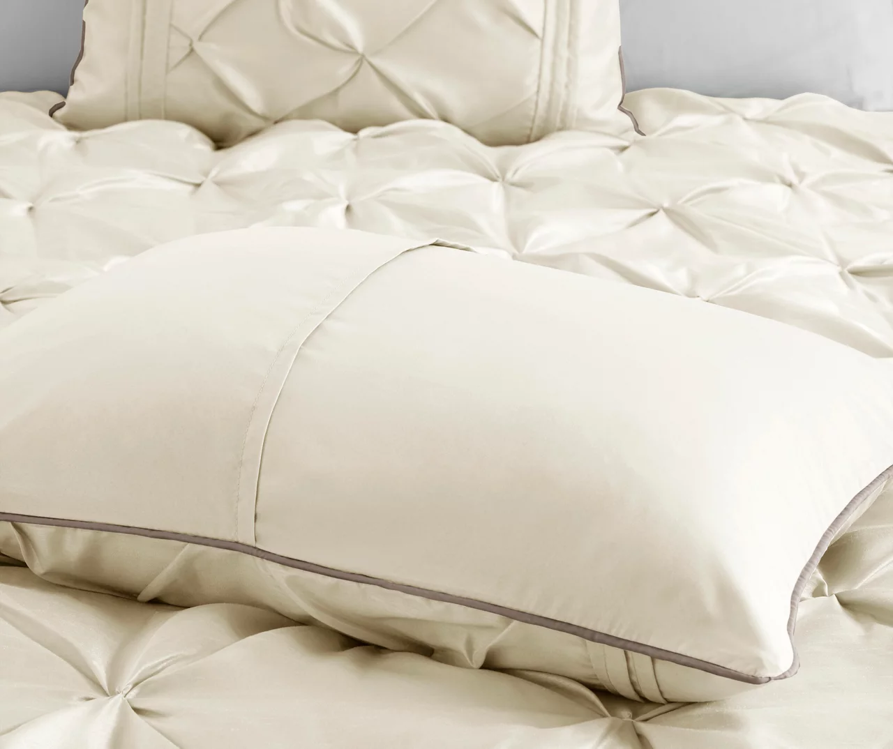 Piedmont Ivory Tufted King 7-Piece Comforter Set 6 Piedmont Ivory Tufted King 7-Piece Comforter Set - Image 6