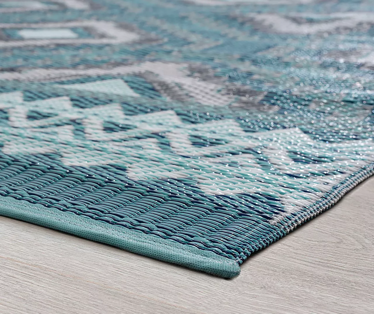 Plastic Outdoor Area Rug, (5' X 7') 9 Plastic Outdoor Area Rug, (5' X 7') - Image 9