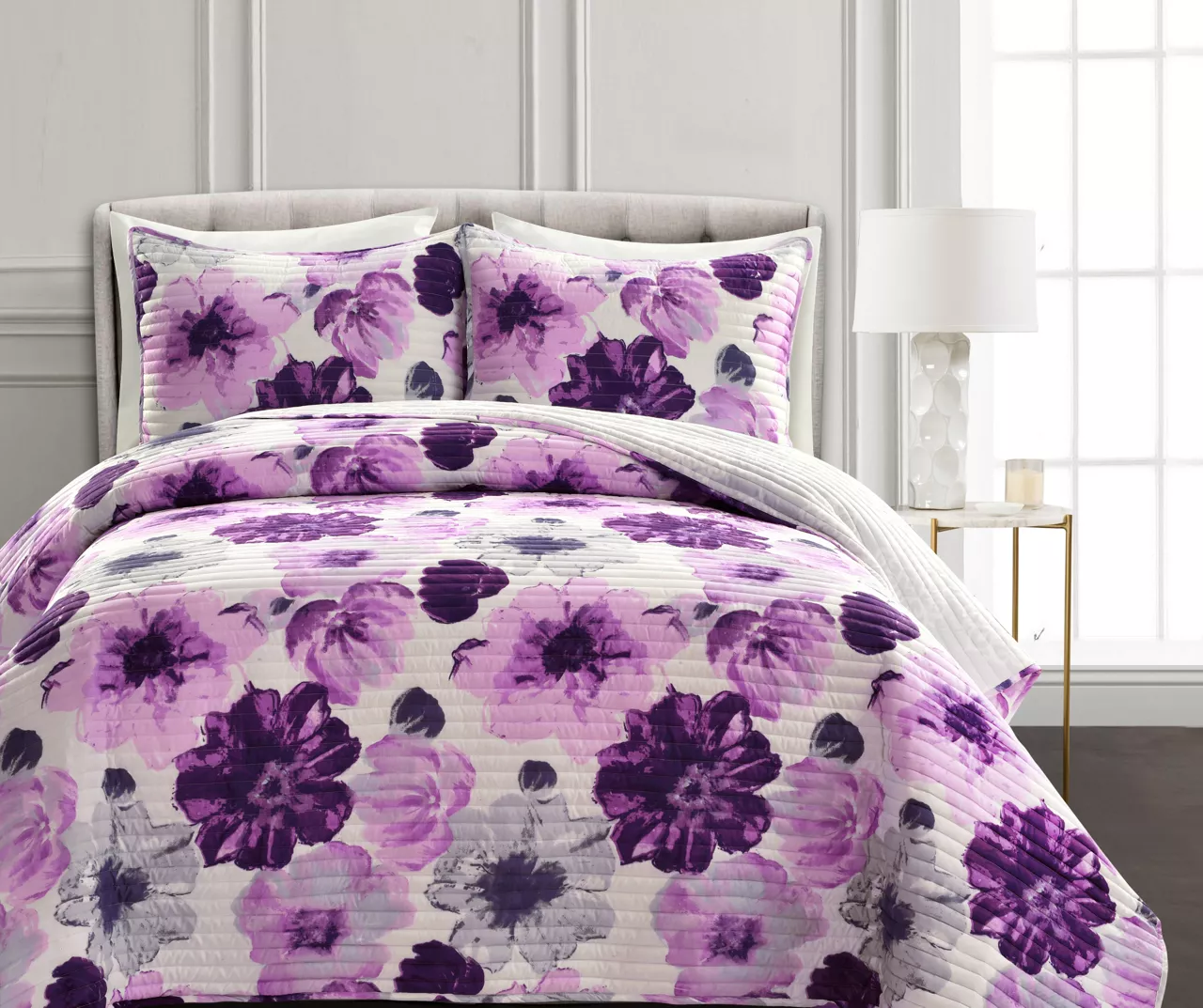 Leah Gray & Purple Floral Full/Queen 3-Piece Quilt Set 1 Leah Gray & Purple Floral Full/Queen 3-Piece Quilt Set