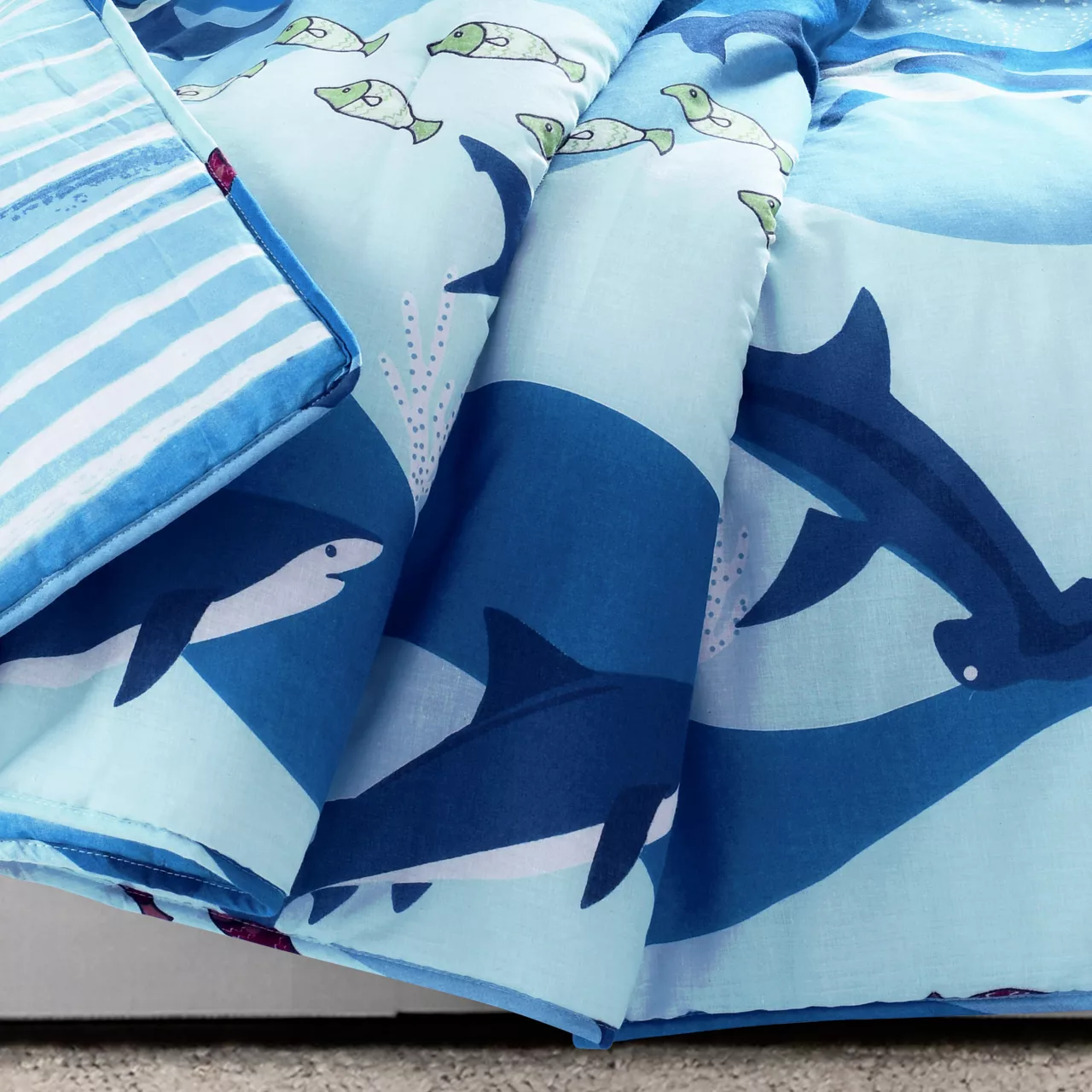 Blue Sharks Swirl Quilted Throw, (50" X 60") 2 Blue Sharks Swirl Quilted Throw, (50" X 60") - Image 2