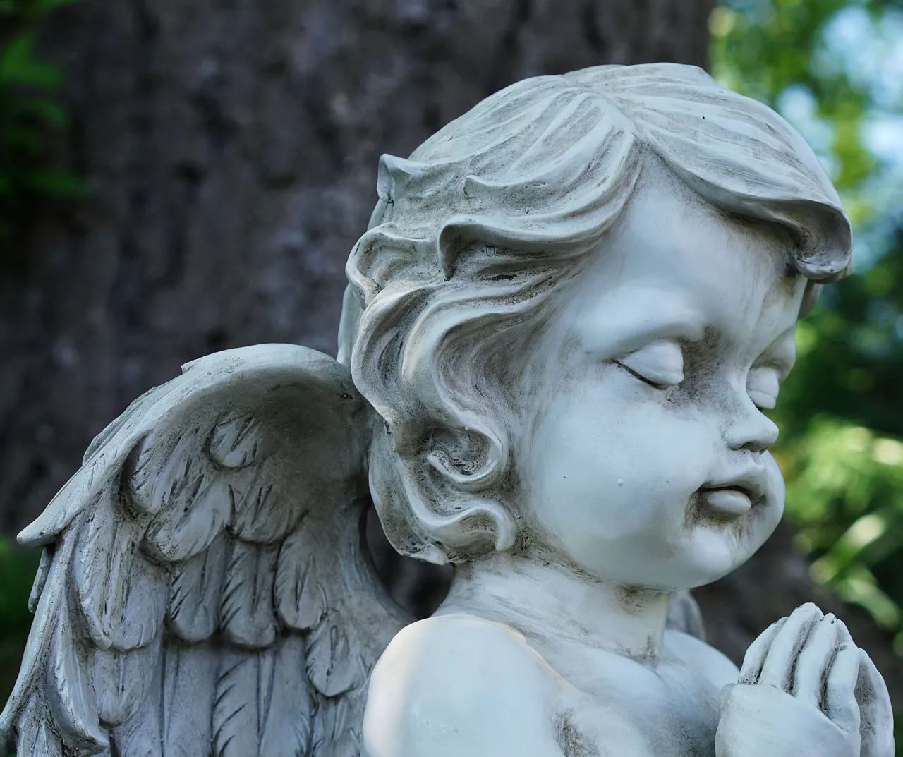 13.5" Praying Cherub Garden Statuary 3 13.5" Praying Cherub Garden Statuary - Image 3