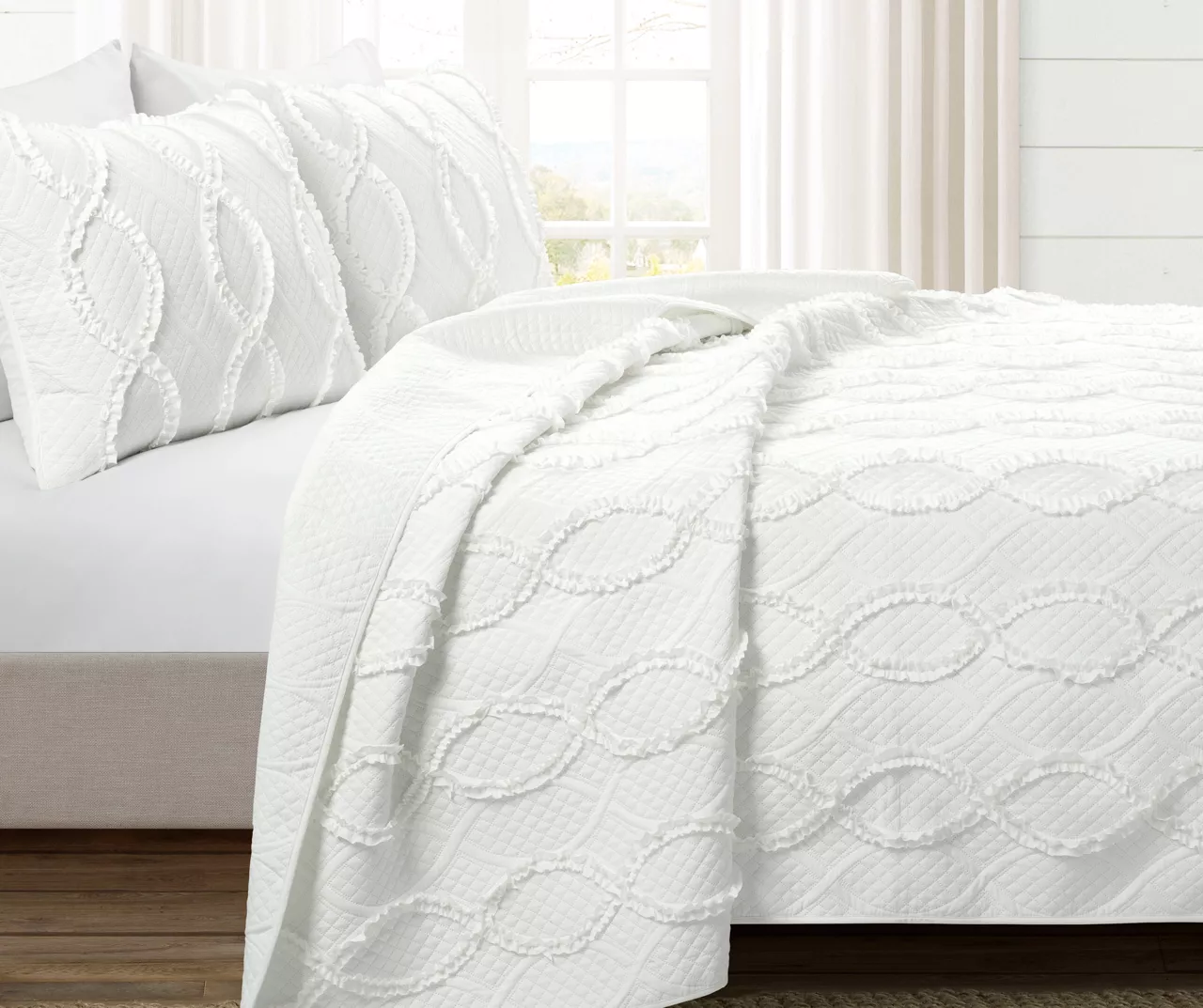 Lush Decor Avon White Ruffled Helix Pattern Quilt Set 8 Lush Decor Avon White Ruffled Helix Pattern Quilt Set - Image 8