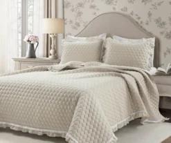 Ella Beige Ruffle & Lace-Trim Full/Queen 3-Piece Quilt Set