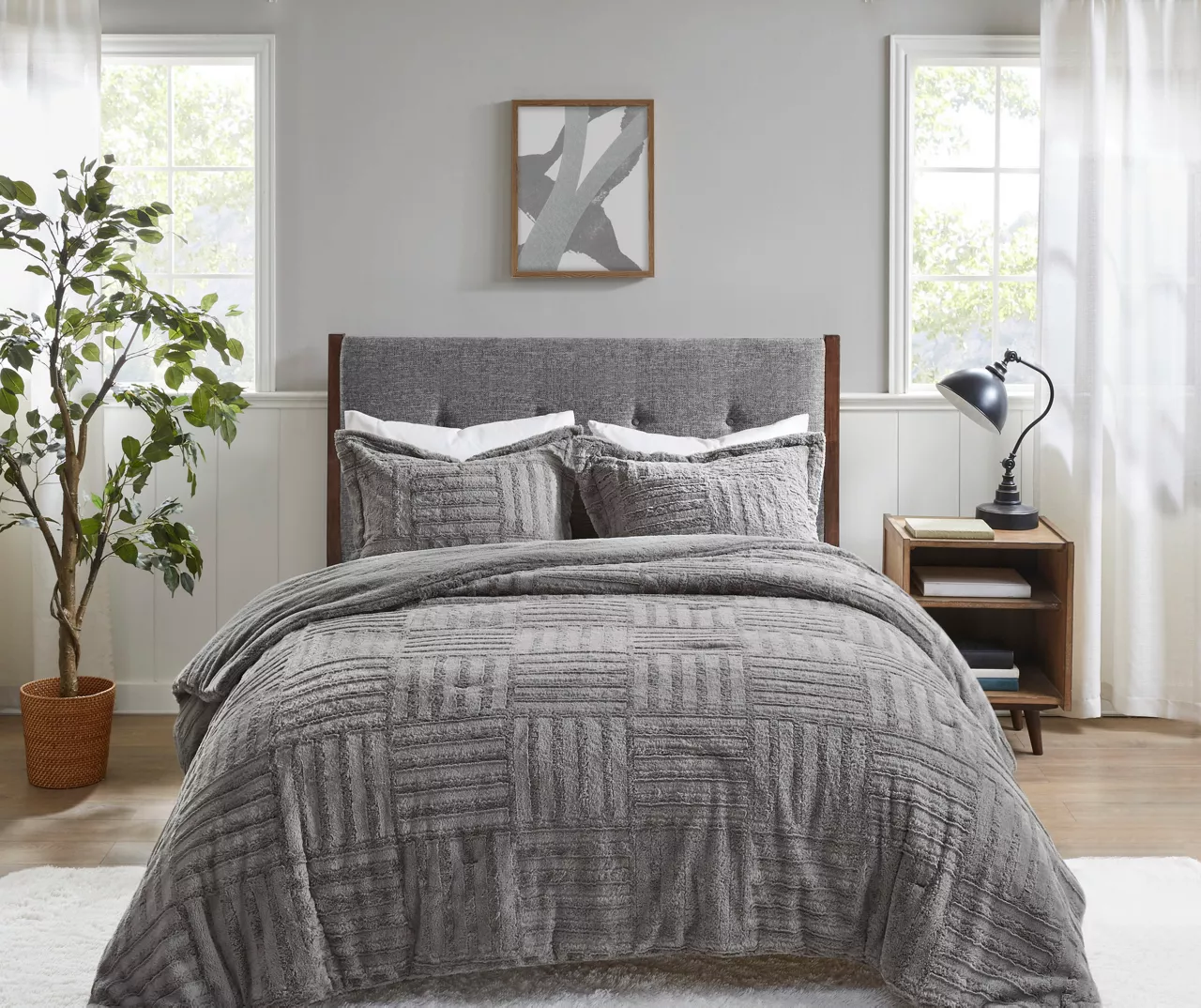 Polar Gray Patchwork Stripe Faux Fur King/California King 3-Piece Comforter Set 1 Polar Gray Patchwork Stripe Faux Fur King/California King 3-Piece Comforter Set