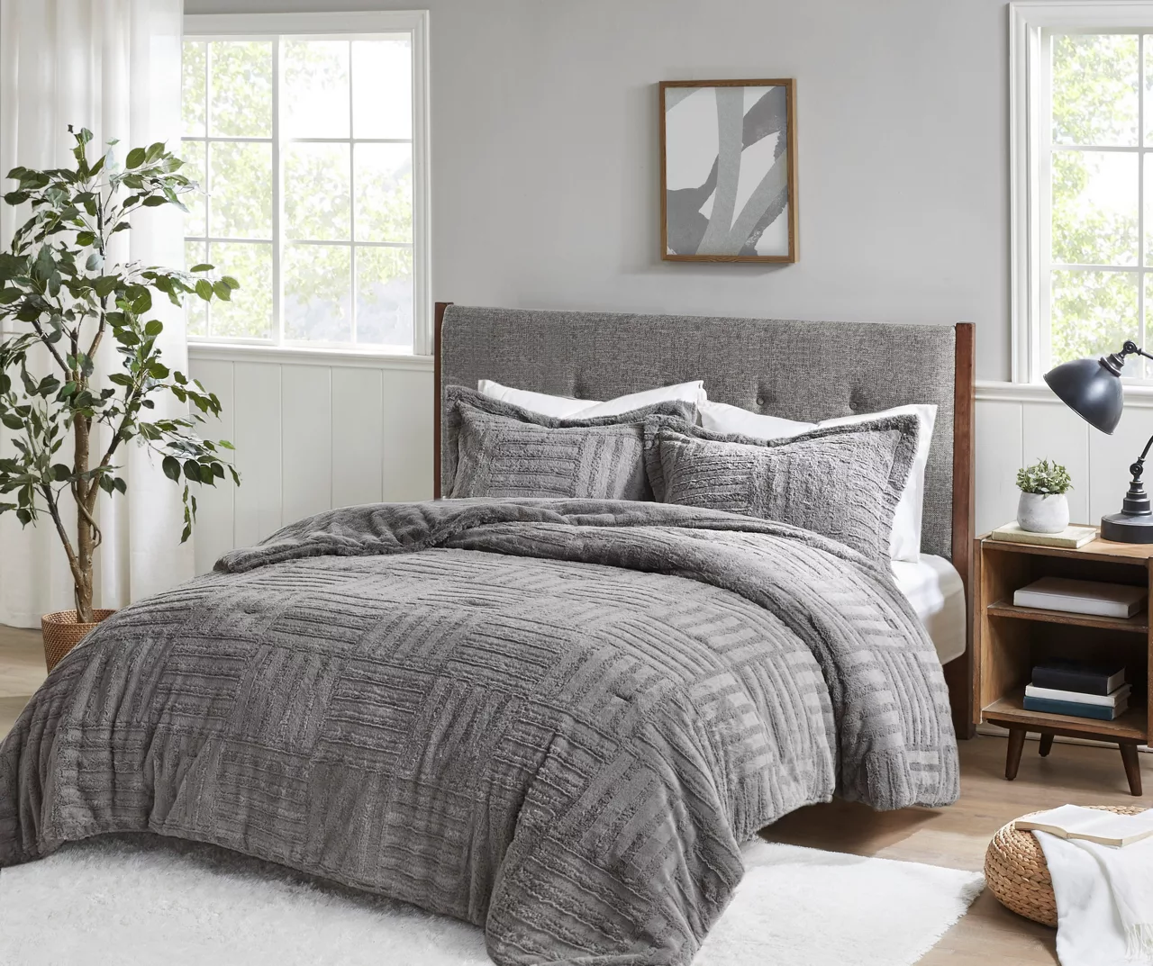 Polar Gray Patchwork Stripe Faux Fur King/California King 3-Piece Comforter Set 2 Polar Gray Patchwork Stripe Faux Fur King/California King 3-Piece Comforter Set - Image 2