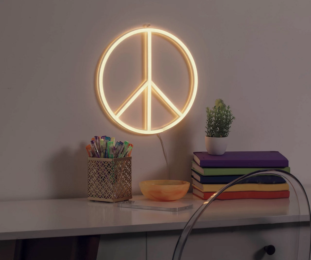 Glow-Up Peace Sign LED Wall Light 2 Glow-Up Peace Sign LED Wall Light - Image 2
