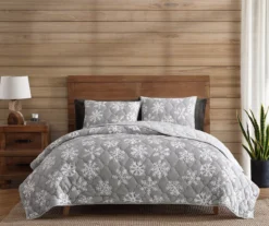 Gray & White Snowflake Plush Full/Queen 3-Piece Quilt Set